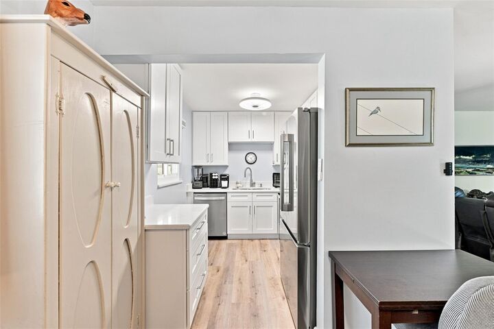 Property Photo:  205 Kings Boulevard 64  FL 33573 