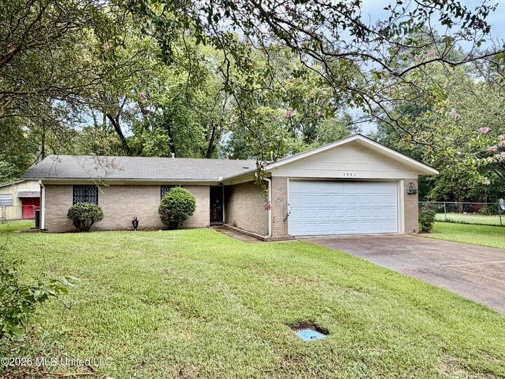 Property Photo:  1931 Loyd Circle  MS 39208 