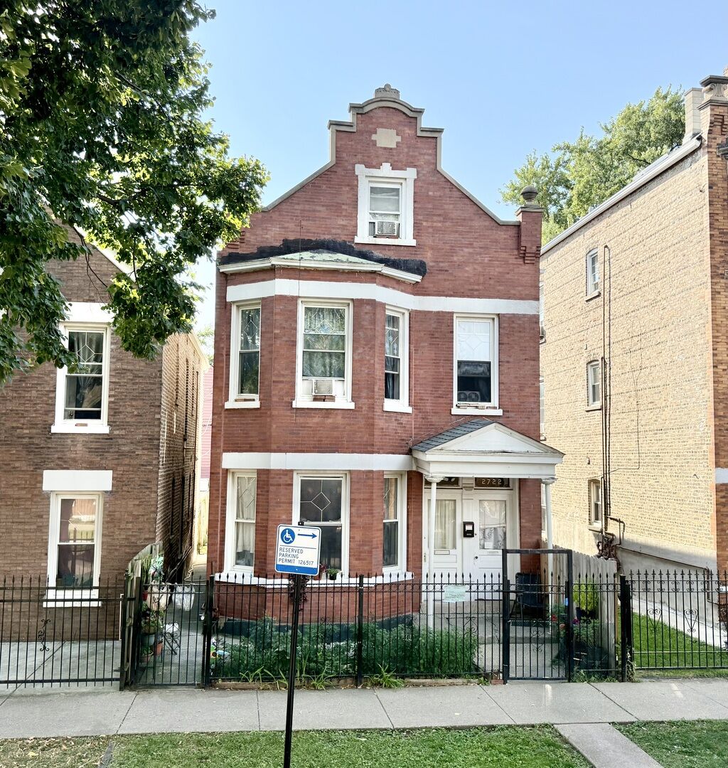 Property Photo:  2722 S Homan Avenue  IL 60623 
