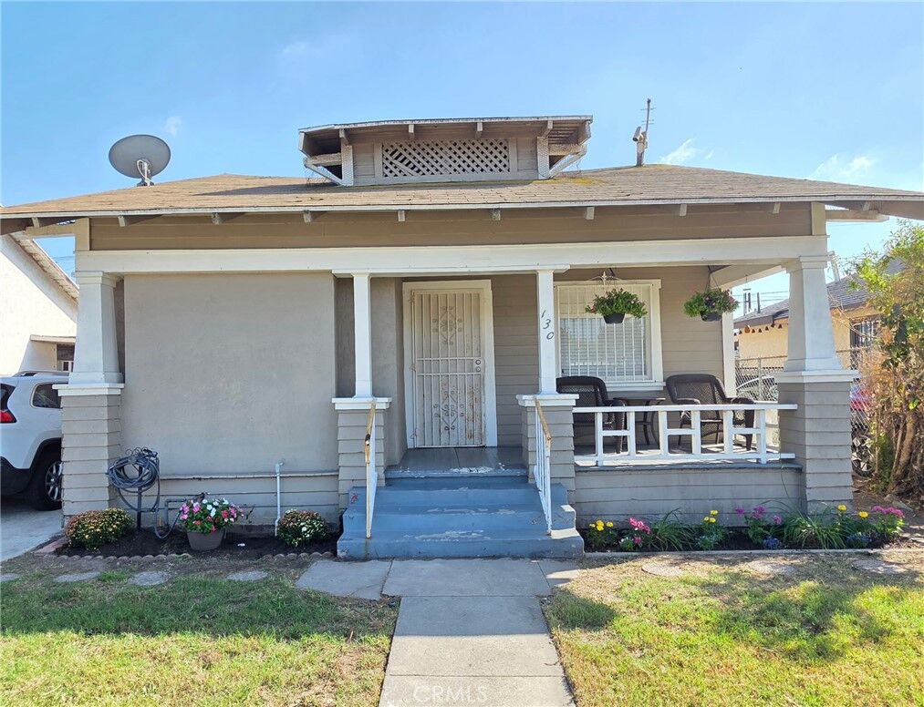 Property Photo:  130 W 87th  CA 90003 