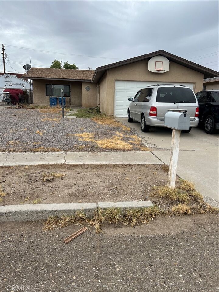 Property Photo: 555 California CA 92363