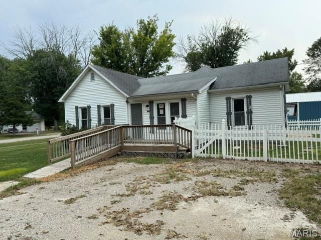 Property Photo:  106 S Prospect Street  IL 62017 