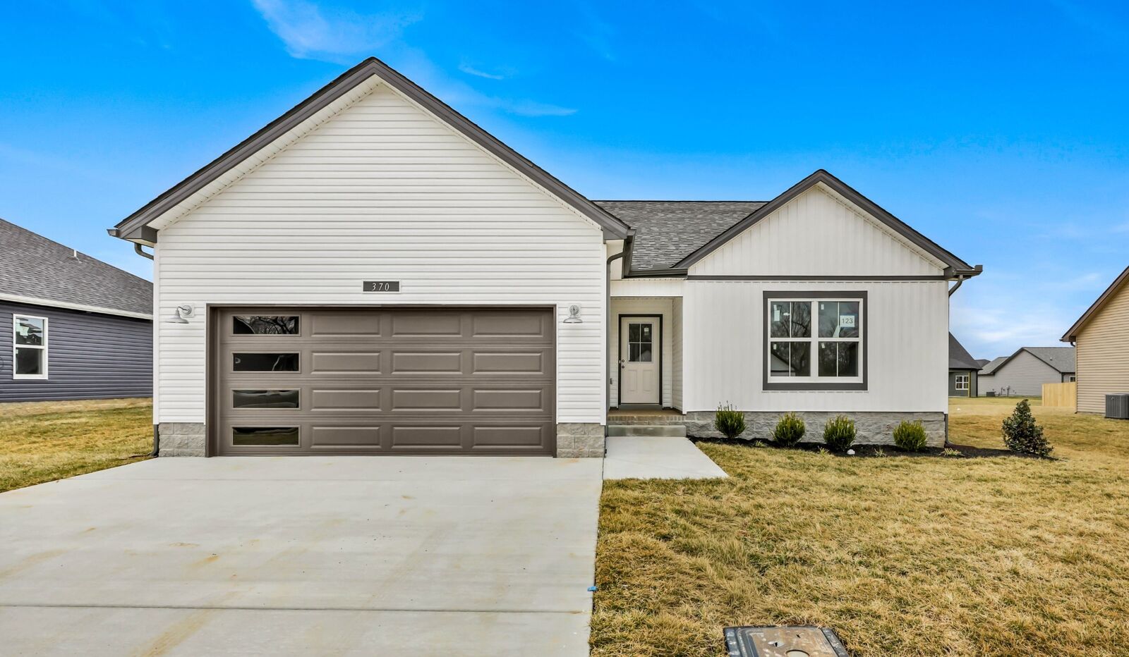Property Photo: 187 Donegal Dr TN 37042