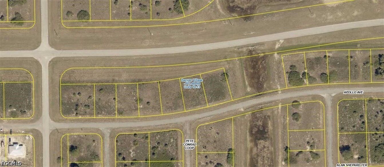 Property Photo:  106 Apollo Avenue  FL 33935 