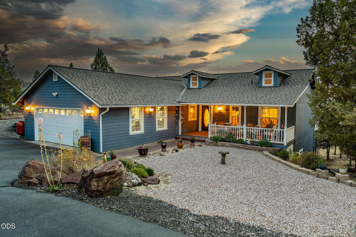 Property Photo:  1035 NE Wyoming Drive  OR 97754 