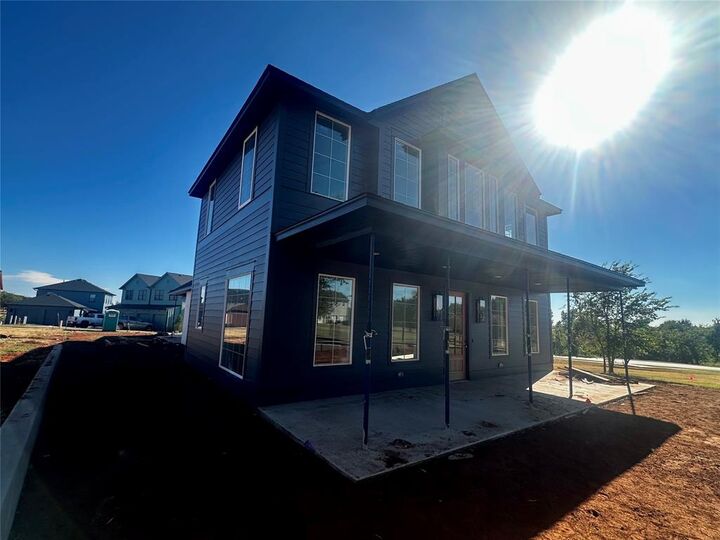 Property Photo:  18436 Boardwalk Crossing  OK 73072 
