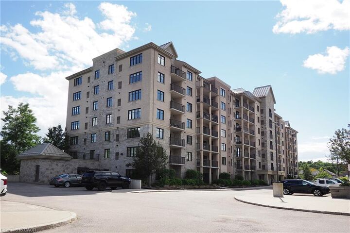 Property Photo: 776 Laurelwood Drive 309 ON N2V 0A5