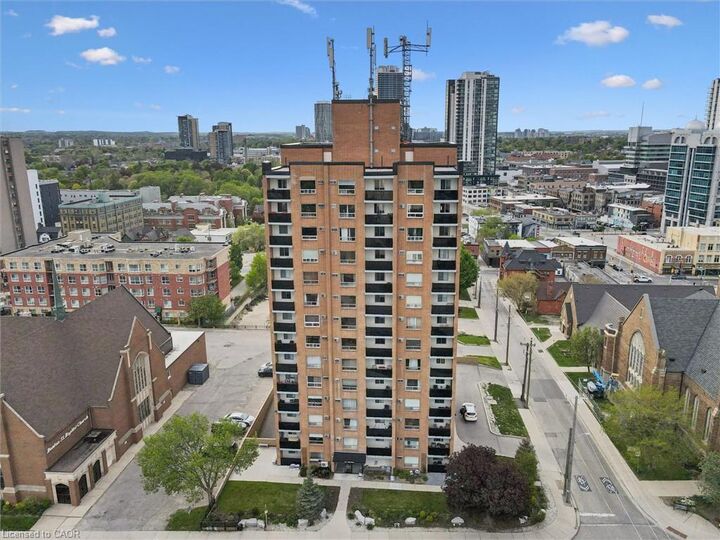 Property Photo:  64 Benton Street 906  ON N2G 4L9 