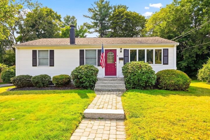 Property Photo:  4 Orchard Dr  MA 01864 