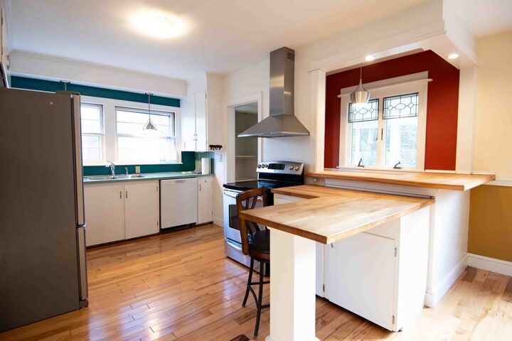 Property Photo:  92 Cottage Street  MA 01301 