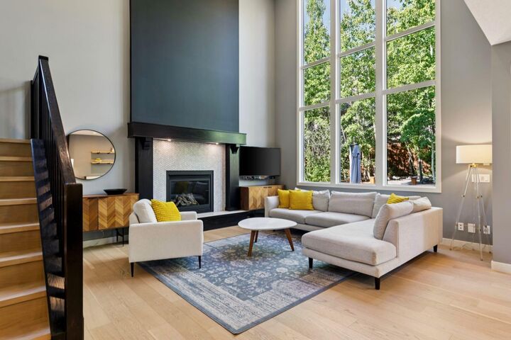 Property Photo:  213 Cortina Bay SW  AB T3H 0L7 
