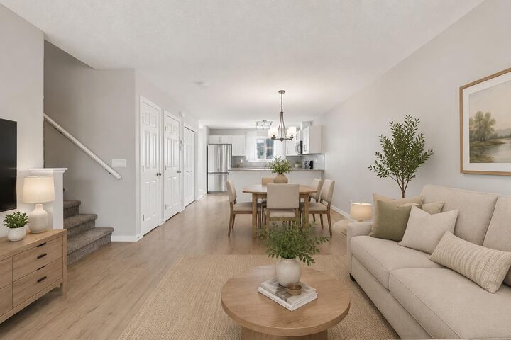 Property Photo:  268 Sunset Road  AB T4C 0H4 