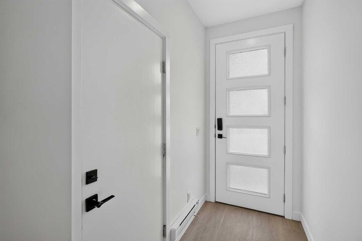 Property Photo:  101 Panatella Square NW 202  AB T3K 2R9 