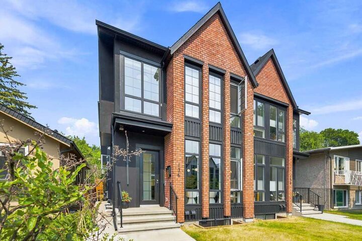 Property Photo:  136 10 Avenue NW  AB T2M 0B3 