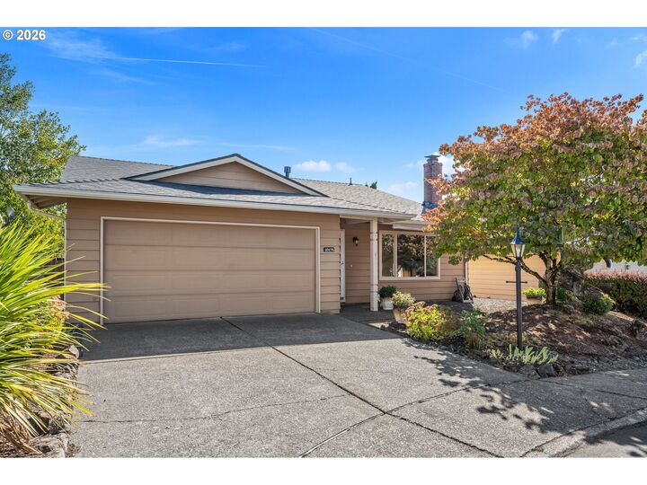 Property Photo: 10175 SW Highland Dr OR 97224