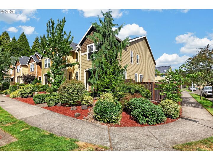 Property Photo: 14037 Caufield Rd OR 97045