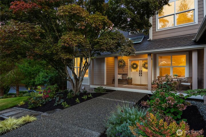 Property Photo: 17210 NE 26th Court WA 98052