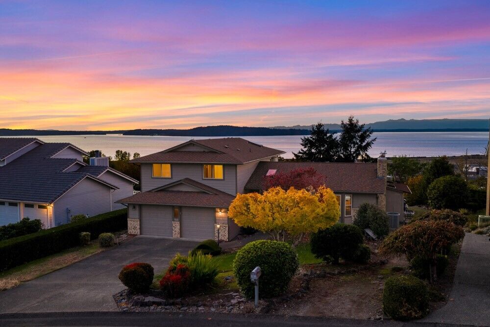 Property Photo:  7404  100th Avenue SW  WA 98498 