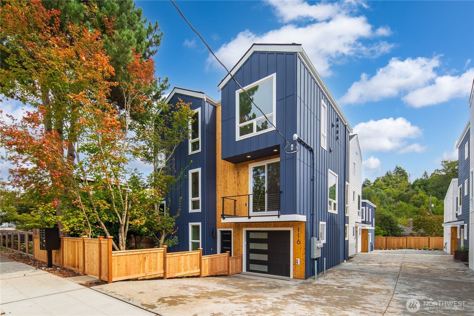 Property Photo: 116 29th Avenue E WA 98112