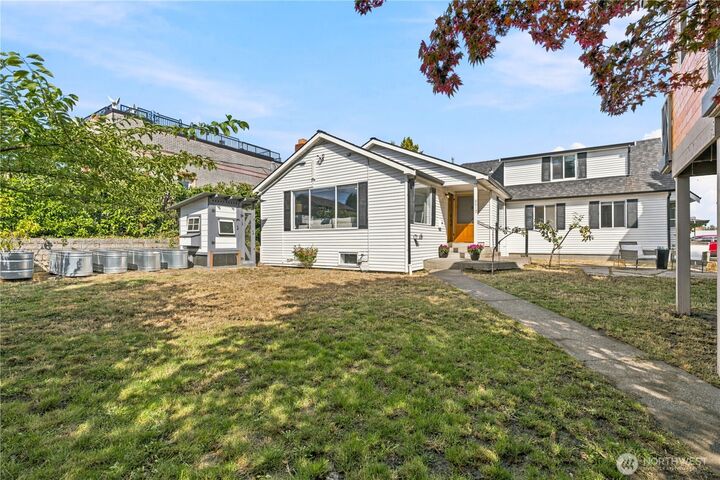 Property Photo: 8012 25th Avenue NW WA 98117