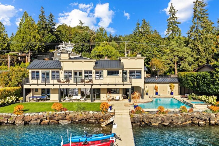 Property Photo:  12705  Holmes Point Drive NE  WA 98034 