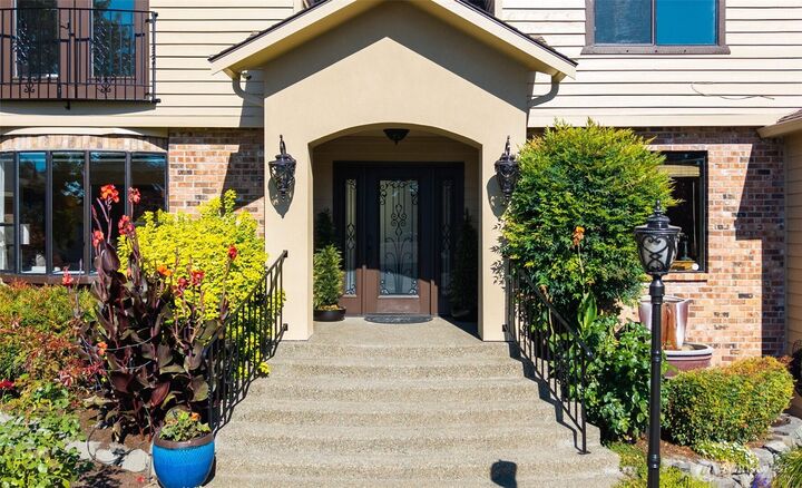 Property Photo: 10517 47th Street E WA 98372