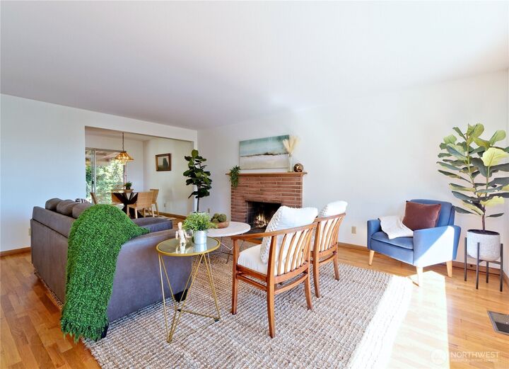 Property Photo:  8004 S 134th Street  WA 98178 