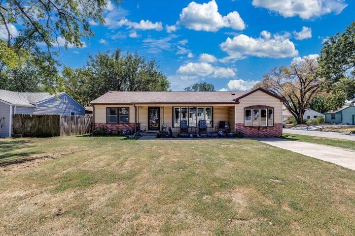 Property Photo: 203 Martha Ave KS 67110-1468