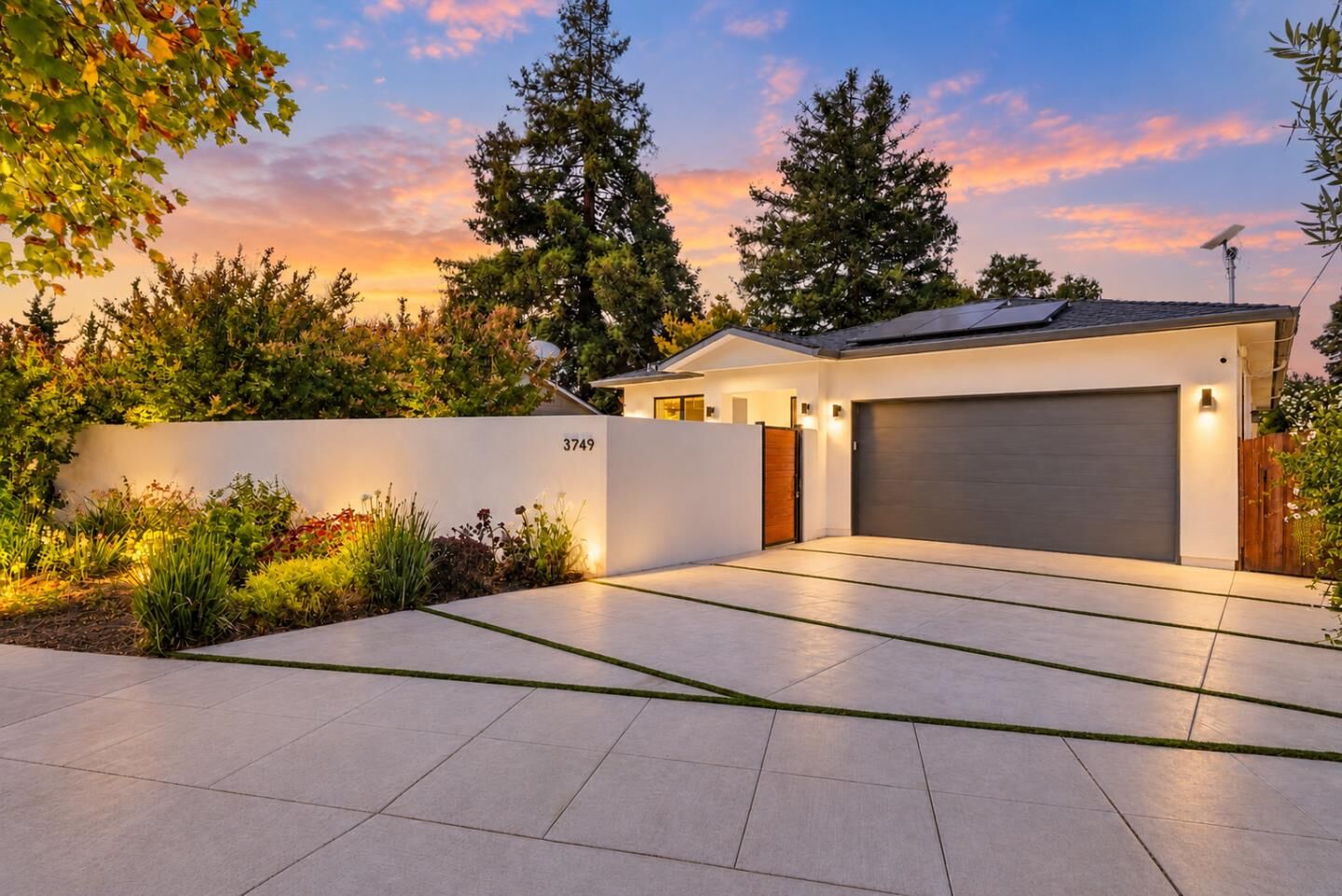Property Photo:  3749 Florence Street  CA 94063 