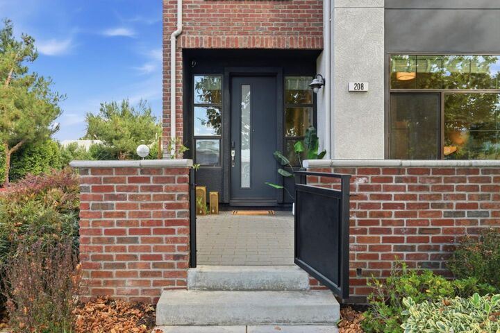 Property Photo:  208 Railway Avenue  CA 95008 