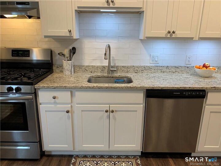 Property Photo:  168C Greenwood Avenue  CT 06801 