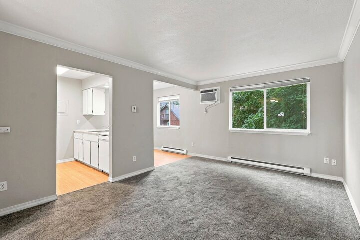 Property Photo:  222 N Hutchinson #202 Rd  WA 99212 