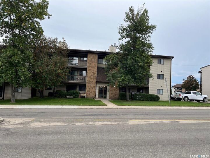Property Photo:  285 Kingsmere Boulevard 301  SK S7J 4J6 