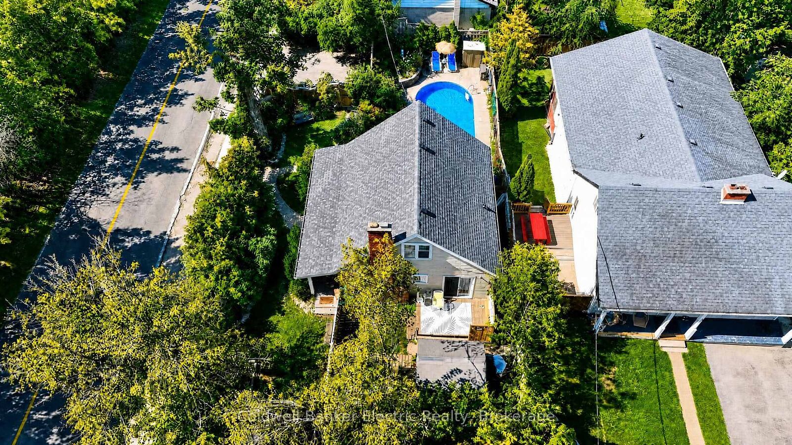 Property Photo:  603 Ludgate Street  ON K9H 2B9 