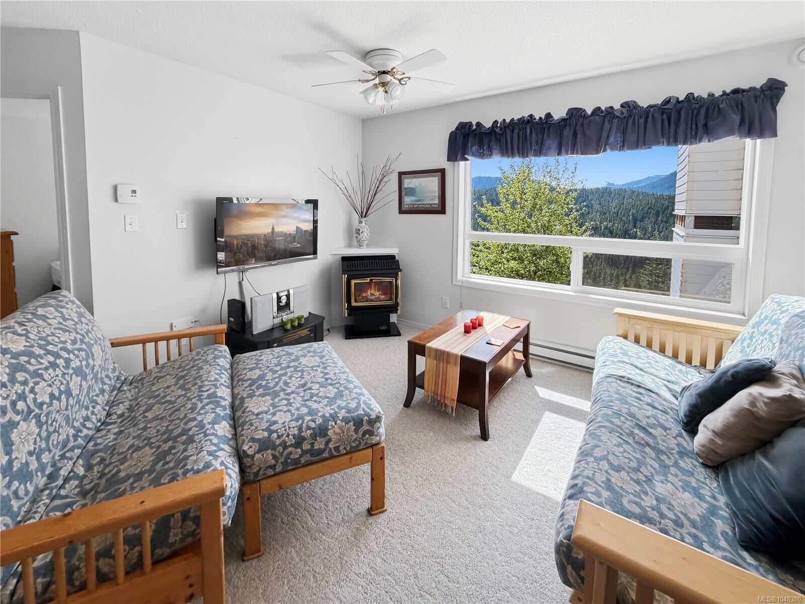 Property Photo:  1105 Henry Rd #310  BC V9J 1L0 