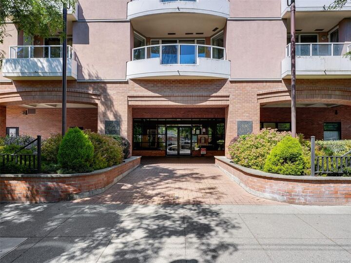 Property Photo:  930 Yates St #205  BC V8V 4Z3 