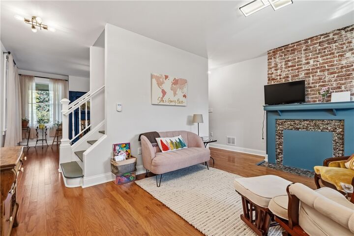 Property Photo: 1826 Ley Street PA 15212