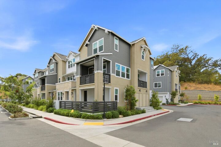 Property Photo: 659 Semillon Lane CA 95403