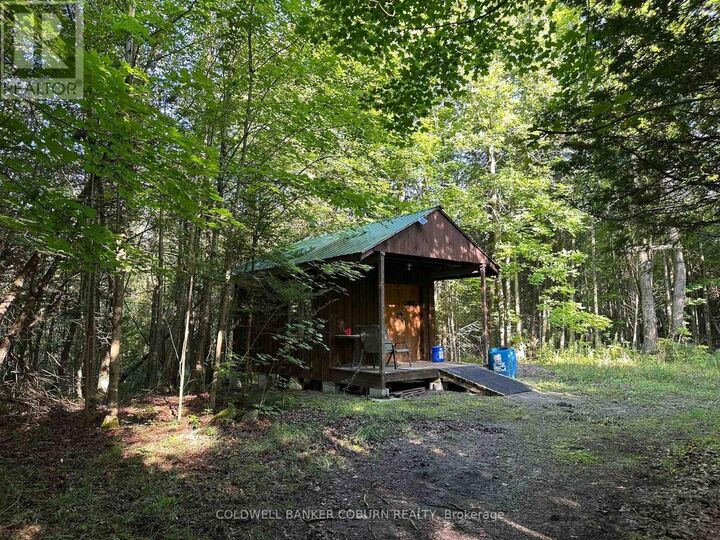 Property Photo: 1904 Pittston Road ON K0E 1X0