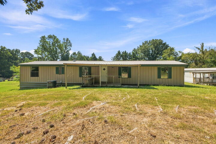 Property Photo:  923 Sagamore Drive  GA 30755 