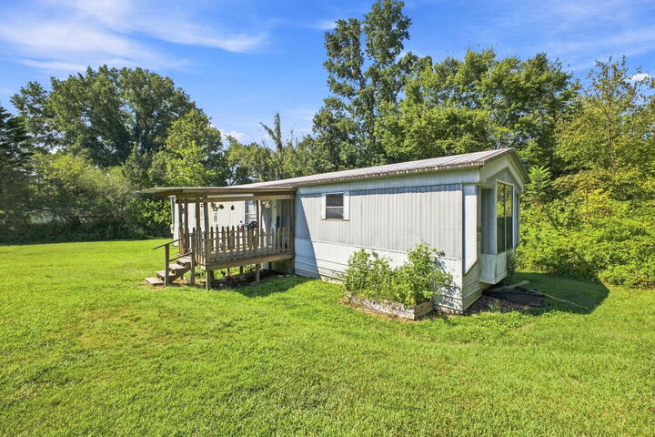 Property Photo:  927 Sagamore Drive  GA 30755 