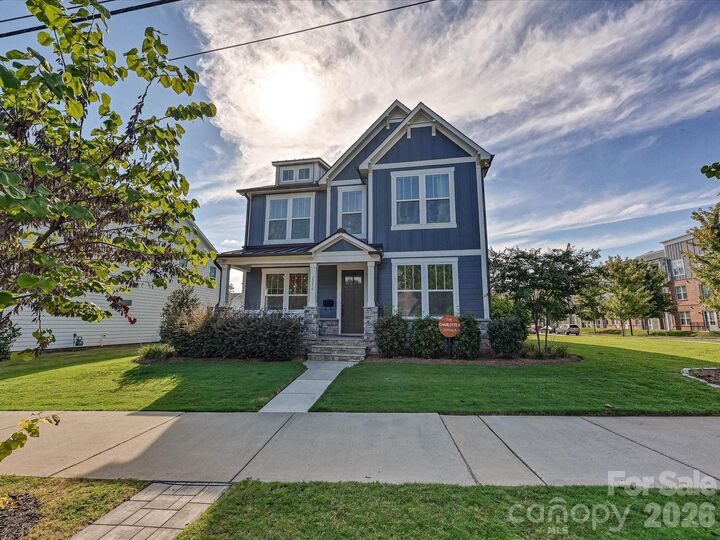 Property Photo:  2216 Catalina Avenue  NC 28206 