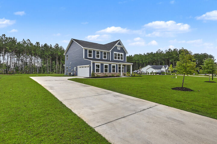 Property Photo:  1018 Lacebark Drive  SC 29472 