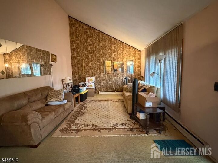 Property Photo:  25 Eardley Road  NJ 08817 