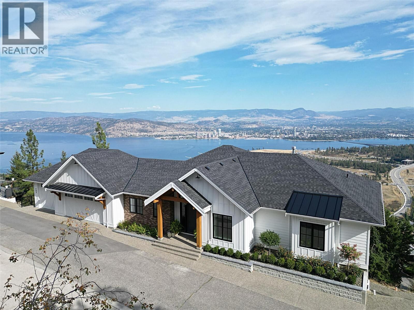 Property Photo: 902 Lloyd Jones Drive BC V1Z 2X9
