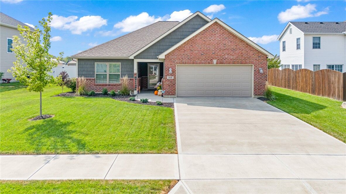 Property Photo:  210 Fox Harbor Drive  OH 45373 
