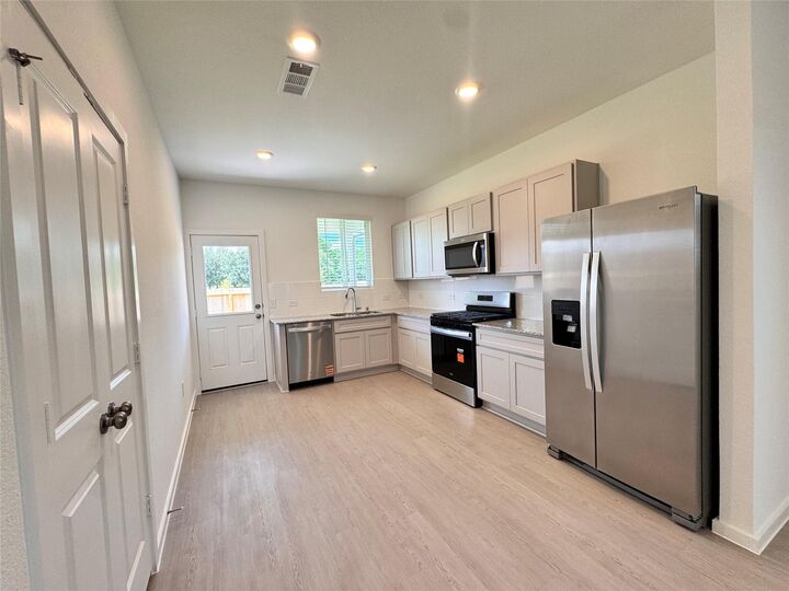 Property Photo:  25577 Balsamroot Drive  TX 77355 
