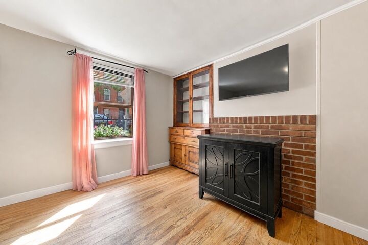 Property Photo:  495.5 Monmouth St  NJ 07302 