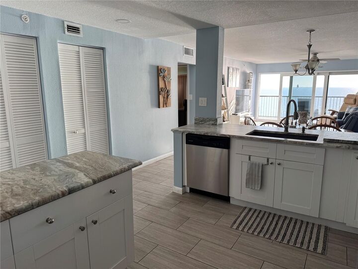 Property Photo:  15000 Gulf Boulevard 1106  FL 33708 