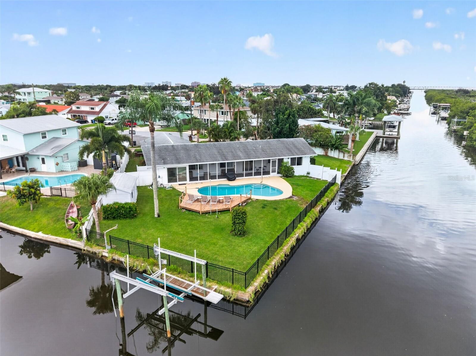 Property Photo:  8727 Bay Crest Lane  FL 33615 